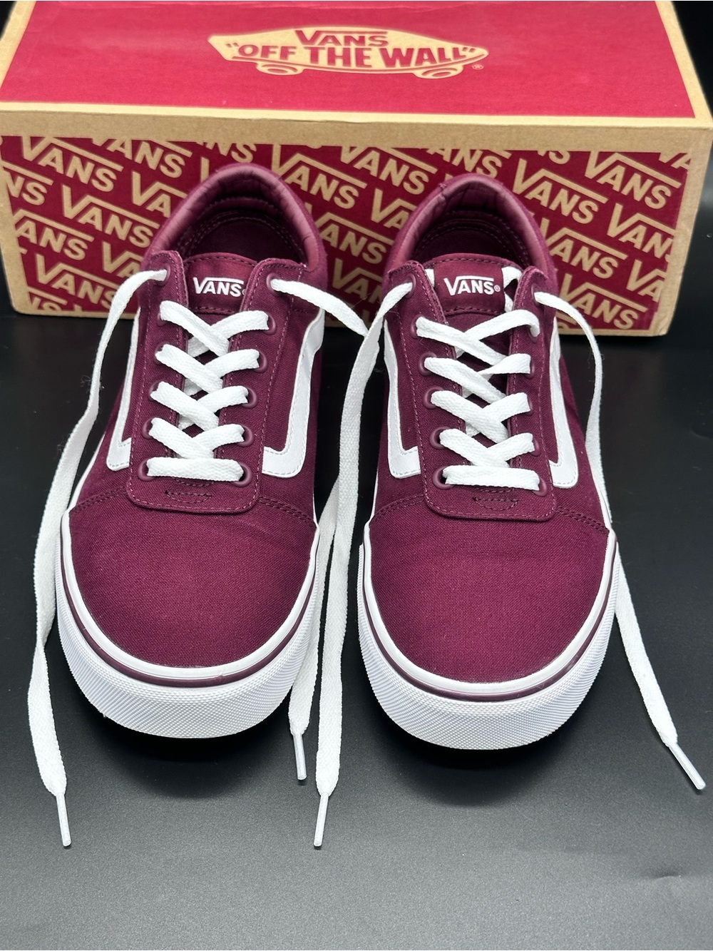 Size 10 Vans Ward Low Top Women’s Sneakers Burgundy Canvas White Stripe Shoes - Picture 4 of 14